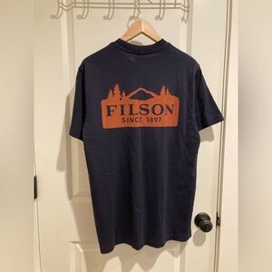 Filson Men's Navy T-Shirt - Size small